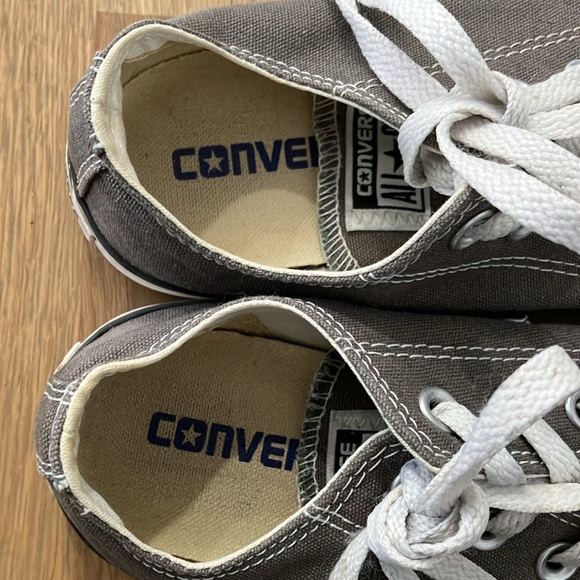 Converse Women’s Gray White All Star Low Top Lace Up Sneakers Canvas Shoes - Picture 6 of 9